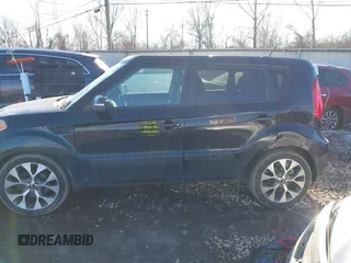 2013 Kia Soul ! with VIN KNDJT2A6XD7539247, listed as a IAAI auction lot 41452416 with 378,887 mi miles. Bid and sale history available at carsss.com. Image 14.