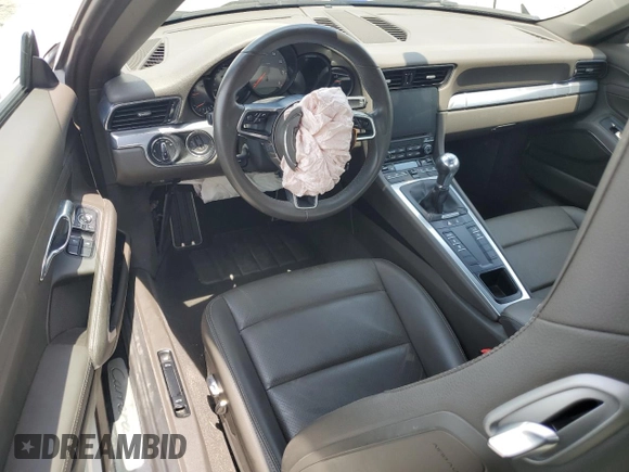 2019 Porsche 911 Carrera S with VIN WP0AB2A95KS114235, listed as a Copart auction lot 53480114 with 43,488 mi miles and Salvage Title. Bid and sale history available at DreamBid. Image 8.