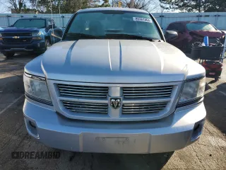 2008 Dodge Dakota with VIN 1D7HW32K28S567124, listed as a Copart auction lot 85261464 with 67,811 mi miles and Clean title. Bid and sale history available at DreamBid. Image 5.
