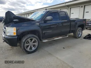 2007 Chevrolet Silverado 1500 1LT with VIN 1GCEK19097Z586132, listed as a Copart auction lot 50406825 with 177,331 mi miles and Salvage Title. Bid and sale history available at DreamBid. Image 1.