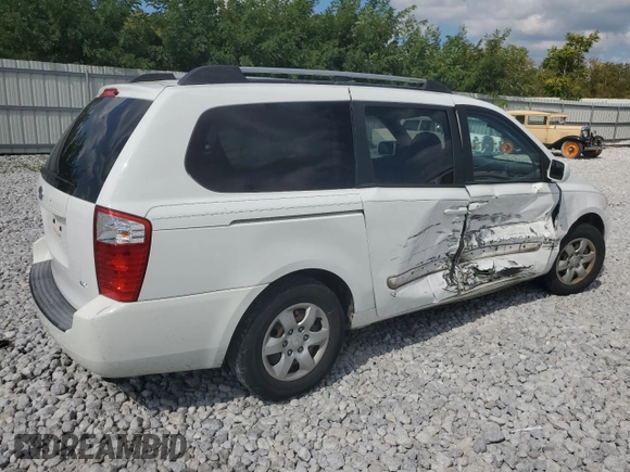 2006 Kia Sedona LX with VIN KNDMB233666057581, listed as a Copart auction lot 71027674 with 206,556 mi miles and Salvage Title. Bid and sale history available at carsss.com. Image 3.