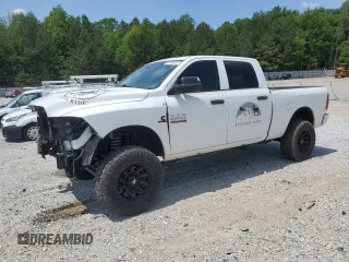 2017 Ram 2500 Tradesman z VIN 3C6UR5CL4HG753409, wystawiony jako Copart lot #52190475 z przebiegiem 136 220 mil mil oraz Szkoda całkowita • Salvage title. Historia ofert i sprzedaży dostępna na DreamBid. Obrazek 1.