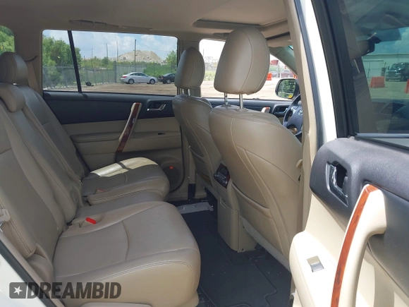 2011 Toyota Highlander Limited with VIN 5TDDK3EH6BS081646, listed as a IAAI auction lot 42612246 with 114,488 mi miles and . Bid and sale history available at DreamBid. Image 8.