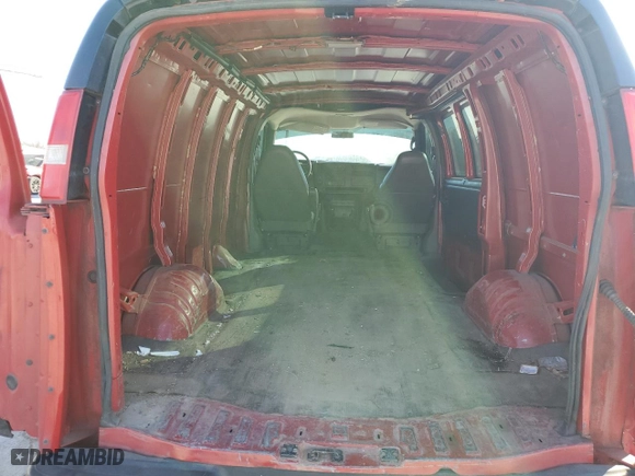 2005 Chevrolet Express Cargo Van with VIN 1GCHG35U351184475, listed as a Copart auction lot 46335105 with 126,897 mi miles and Salvage Title. Bid and sale history available at carsss.com. Image 11.