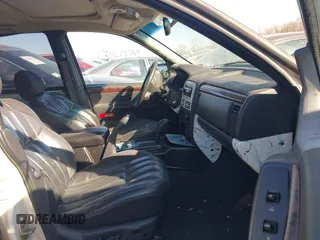 2000 Jeep Grand Cherokee Limited with VIN 1J4GW58N4YC271335, listed as a IAAI auction lot 41046412 with Not provided miles and . Bid and sale history available at DreamBid. Image 5.