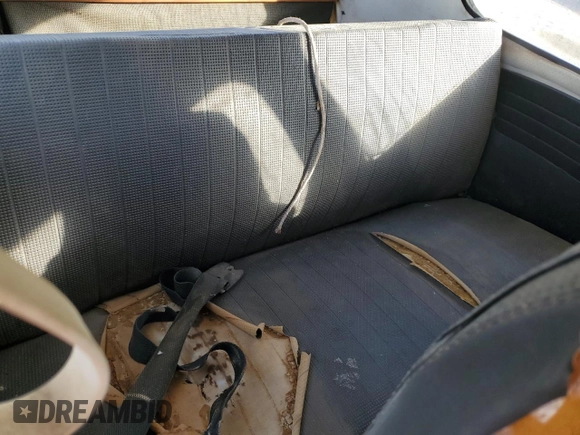 1971 Volkswagen Beetle with VIN 00000001112765639, listed as a Copart auction lot 81648904 with 62,528 mi miles and Clean Title. Bid and sale history available at DreamBid. Image 10.
