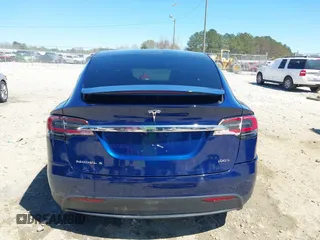 2017 Tesla Model X 90D z VIN 5YJXCBE26HF079022, wystawiony jako IAAI lot #41847954 z przebiegiem 74 940 mil mil oraz . Historia ofert i sprzedaży dostępna na DreamBid. Obrazek 17.