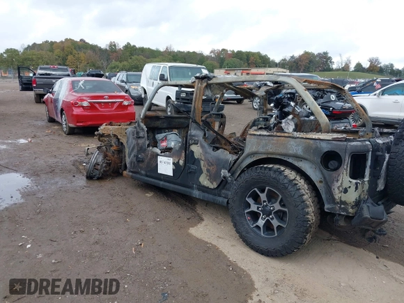 2018 Jeep Wrangler Unlimited Rubicon с VIN 1C4HJXFG2JW239609, выставлен на аукционе IAAI как лот 40743181 с пробегом Не указан миль и . История ставок и продаж доступна на DreamBid. Изображение 3.