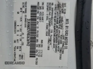 2008 Lincoln Town Car Limited z VIN 2LNHM82V98X636942, wystawiony jako Copart lot #57791415 z przebiegiem 132 930 mil mil oraz Szkoda całkowita • Salvage title. Historia ofert i sprzedaży dostępna na DreamBid. Obrazek 13.