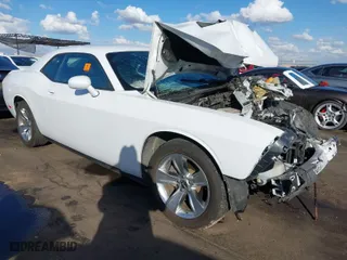 2021 Dodge Challenger SXT with VIN 2C3CDZAG5MH546901, listed as a IAAI auction lot 41447572 with 1 mi miles. Bid and sale history available at carsss.com. Image 1.