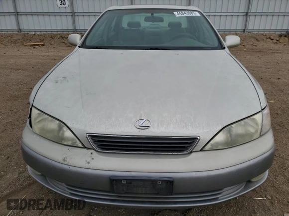 1998 Lexus ES 300 с VIN JT8BF28G1W0137766, выставлен на аукционе Copart как лот 44849085 с пробегом 216 101 миль миль и Чистый • Clean title. История ставок и продаж доступна на DreamBid. Изображение 5.