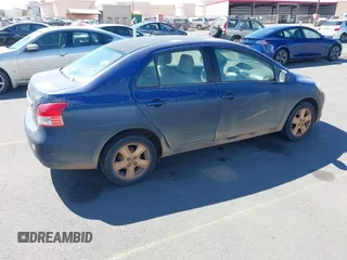 2007 Toyota Yaris with VIN JTDBT923671059795, listed as a IAAI auction lot 40646517 with 212,472 mi miles. Bid and sale history available at carsss.com. Image 4.
