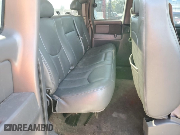 2007 GMC Sierra 1500 with VIN 1GTHC29D77E165147, listed as a Copart auction lot 80799064 with 233,678 mi miles and Salvage Title. Bid and sale history available at DreamBid. Image 10.