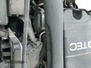 2019 Chevrolet Equinox LT с VIN 2GNAXKEV5K6111838, выставлен на аукционе IAAI как лот 42714147 с пробегом 92 931 миль миль и . История ставок и продаж доступна на DreamBid. Изображение 19.