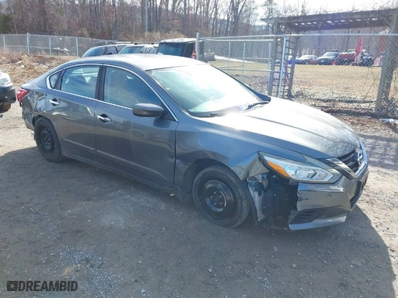 2016 Nissan Altima 2.5 SR with VIN 1N4AL3AP1GN387220, listed as a IAAI auction lot 41555867 with 196,997 mi miles. Bid and sale history available at carsss.com. Image 1.