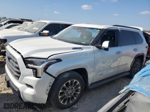 2023 Toyota Sequoia SR5 with VIN 7SVAAAAA9PX001329, listed as a Copart auction lot 75925634 with 0 mi miles and Salvage Title. Bid and sale history available at carsss.com. Image 1.