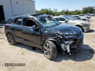2022 Chevrolet TrailBlazer RS with VIN KL79MTSL1NB129698, listed as a Copart auction lot 69228913 with 28,617 mi miles. Bid and sale history available at carsss.com. Image 4.