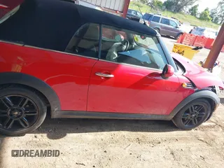 2014 MINI Convertible с VIN WMWZN3C59ET569675, выставлен на аукционе IAAI как лот 42378842 с пробегом 70 352 миль миль и . История ставок и продаж доступна на DreamBid. Изображение 12.