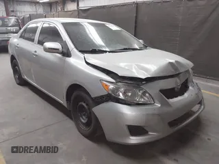 2010 Toyota Corolla z VIN 1NXBU4EE6AZ290694, wystawiony jako IAAI lot #42288917 z przebiegiem Nie podano mil oraz . Historia ofert i sprzedaży dostępna na DreamBid. Obrazek 1.