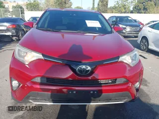 2018 Toyota RAV4 XLE with VIN JTMWFREV8JD119720, listed as a IAAI auction lot 41981890 with 43,048 mi miles. Bid and sale history available at carsss.com. Image 11.
