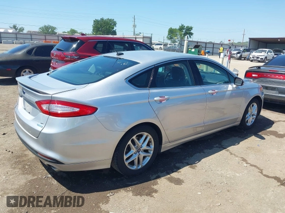 2013 Ford Fusion SE z VIN 3FA6P0HR2DR163219, wystawiony jako IAAI lot #42255313 z przebiegiem 86 631 mil mil oraz . Historia ofert i sprzedaży dostępna na DreamBid. Obrazek 4.