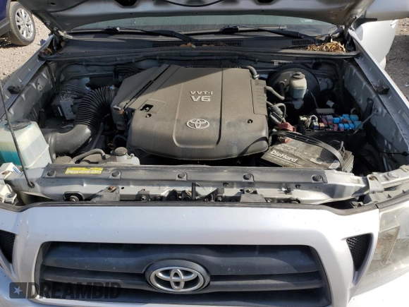 2005 Toyota Tacoma PreRunner with VIN 3TMKU72N65M003911, listed as a Copart auction lot 49546495 with 281,611 mi miles and Salvage title. Bid and sale history available at DreamBid. Image 11.