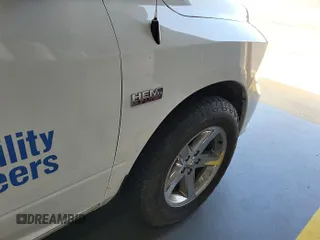 2018 Ram 1500 Express с VIN 1C6RR7FT0JS255526, выставлен на аукционе IAAI как лот 42632717 с пробегом 184 977 миль миль и . История ставок и продаж доступна на DreamBid. Изображение 19.