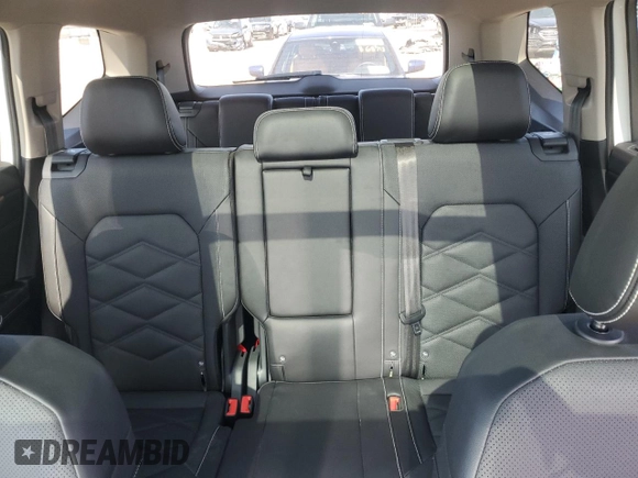 2024 Volkswagen Atlas SE with VIN 1V2JR2CA4RC579336, listed as a Copart auction lot 58968715 with 18 mi miles and Salvage title. Bid and sale history available at DreamBid. Image 10.