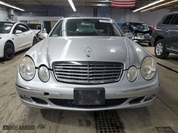 2006 Mercedes-Benz E-Class 3.5L with VIN WDBUF87J86X203830, listed as a Copart auction lot 47214055 with 0 mi miles and Salvage Title. Bid and sale history available at carsss.com. Image 5.