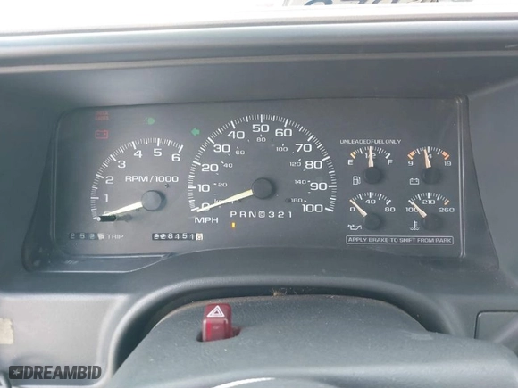 1997 Chevrolet Suburban with VIN 1GNFK16R2VJ365448, listed as a IAAI auction lot 41689906 with 228,151 mi miles. Bid and sale history available at carsss.com. Image 7.