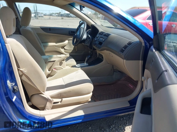 2005 Honda Civic VP z VIN 1HGEM22185L059381, wystawiony jako IAAI lot #42290786 z przebiegiem 151 843 mil mil oraz . Historia ofert i sprzedaży dostępna na DreamBid. Obrazek 5.