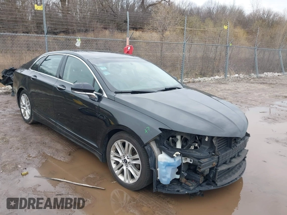 2015 Lincoln MKZ Hybrid with VIN 3LN6L2LUXFR602601, listed as a IAAI auction lot 41956495 with 346,448 mi miles. Bid and sale history available at carsss.com. Image 1.