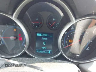 2014 Chevrolet Cruze LS z VIN 1G1PA5SG1E7203604, wystawiony jako IAAI lot #42381528 z przebiegiem 83 079 mil mil oraz . Historia ofert i sprzedaży dostępna na DreamBid. Obrazek 7.