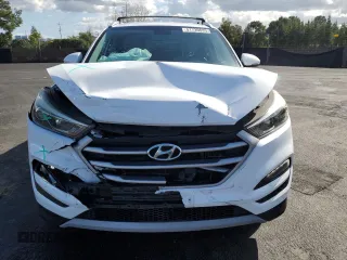 2017 Hyundai Tucson Sport with VIN KM8J3CA22HU293817, listed as a Copart auction lot 51739635 with 109,485 mi miles and Salvage Title. Bid and sale history available at DreamBid. Image 5.