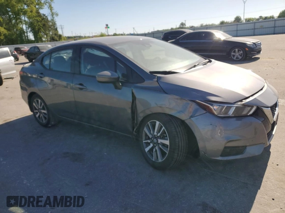 2020 Nissan Versa SV z VIN 3N1CN8EV3LL846358, wystawiony jako Copart lot #53649105 z przebiegiem 62 050 mil mil oraz Szkoda całkowita • Salvage title. Historia ofert i sprzedaży dostępna na DreamBid. Obrazek 4.