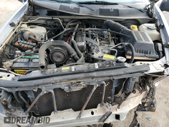 1995 Jeep Grand Cherokee Laredo with VIN 1J4GZ58S7SC517783, listed as a Copart auction lot 43057145 with 225,273 mi miles and Salvage Title. Bid and sale history available at carsss.com. Image 14.