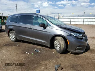 2022 Chrysler Pacifica Touring L with VIN 2C4RC1BG8NR158629, listed as a Copart auction lot 58541395 with 76,544 mi miles and Salvage title. Bid and sale history available at DreamBid. Image 4.