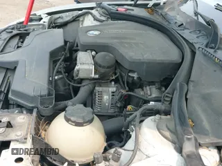 2012 BMW 3 Series 328i с VIN WBA3A5C51CF346555, выставлен на аукционе IAAI как лот 42794150 с пробегом 114 818 миль миль и . История ставок и продаж доступна на DreamBid. Изображение 13.