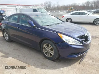 2013 Hyundai Sonata GLS z VIN 5NPEB4AC9DH794652, wystawiony jako IAAI lot #42104063 z przebiegiem 137 217 mil mil oraz . Historia ofert i sprzedaży dostępna na DreamBid. Obrazek 1.