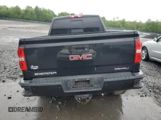 2015 GMC Sierra 2500HD Denali z VIN 1GT120E82FF100619, wystawiony jako Copart lot #58014705 z przebiegiem 188 525 mil mil oraz Szkoda całkowita • Salvage title. Historia ofert i sprzedaży dostępna na DreamBid. Obrazek 6.