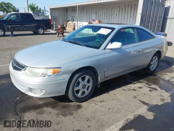 2001 Toyota Solara SE z VIN 2T1CF28P91C491927, wystawiony jako IAAI lot #42475651 z przebiegiem 142 628 mil mil oraz . Historia ofert i sprzedaży dostępna na DreamBid. Obrazek 18.