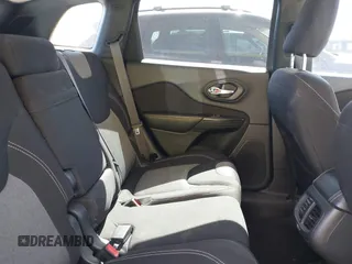 2016 Jeep Cherokee Altitude with VIN 1C4PJLAB2GW212337, listed as a IAAI auction lot 42148601 with 156,012 mi miles and . Bid and sale history available at DreamBid. Image 8.