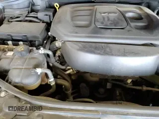 2019 Jeep Grand Cherokee Upland with VIN 1C4RJFAG5KC775625, listed as a Copart auction lot 62146875 with 49,554 mi miles and Salvage title. Bid and sale history available at DreamBid. Image 16.