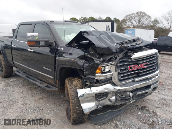 2018 GMC Sierra 2500HD SLT with VIN 1GT12TEY9JF279932, listed as a IAAI auction lot 41583208 with 70,465 mi miles. Bid and sale history available at carsss.com. Image 6.