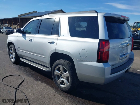 2016 Chevrolet Tahoe LS with VIN 1GNSCAKC6GR430416, listed as a IAAI auction lot 41658410 with 114,318 mi miles. Bid and sale history available at carsss.com. Image 3.