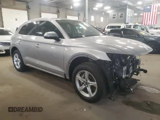 2024 Audi Q5 Premium z VIN WA1ABAFY1R2094807, wystawiony jako Copart lot #60664375 z przebiegiem 2 632 mil mil oraz Szkoda całkowita • Salvage title. Historia ofert i sprzedaży dostępna na DreamBid. Obrazek 4.