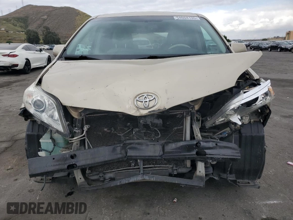 2011 Toyota Sienna XLE AAS with VIN 5TDYK3DC7BS110854, listed as a Copart auction lot 54604135 with 161,612 mi miles and Salvage Title. Bid and sale history available at DreamBid. Image 5.