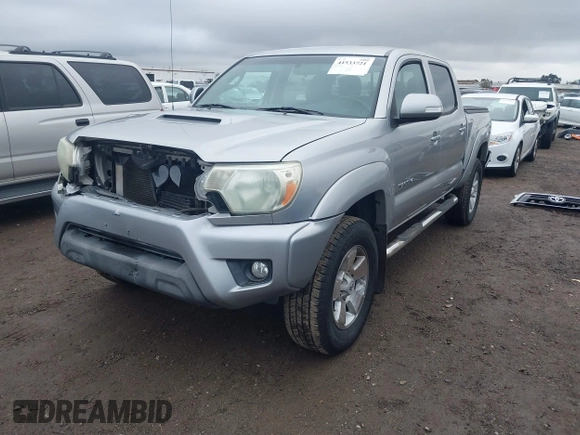 2014 Toyota Tacoma PreRunner with VIN 5TFJU4GN1EX052382, listed as a IAAI auction lot 41533721 with 165,245 mi miles. Bid and sale history available at carsss.com. Image 18.
