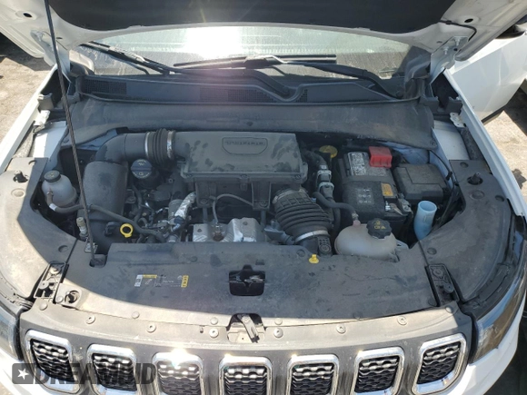2023 Jeep Compass Latitude z VIN 3C4NJDBN3PT553371, wystawiony jako Copart lot #61468985 z przebiegiem 46 965 mil mil oraz Czysty tytuł • Clean title. Historia ofert i sprzedaży dostępna na DreamBid. Obrazek 12.