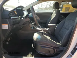 2020 Kia Niro LX with VIN KNDCB3LC8L5362177, listed as a Copart auction lot 46243155 with 123,976 mi miles and Clean Title. Bid and sale history available at carsss.com. Image 7.